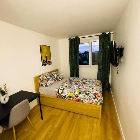 Magnifique Appartement De 4 Chambres 8 Personnes Max A 20 Minutes De Paris Antony Esterno foto