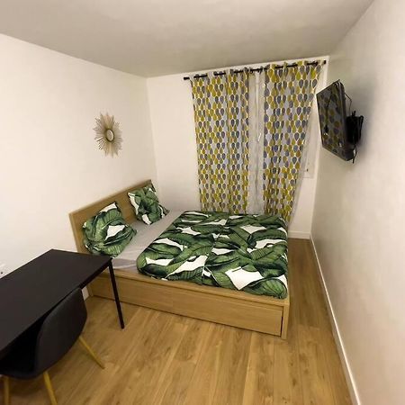 Magnifique Appartement De 4 Chambres 8 Personnes Max A 20 Minutes De Paris Antony Esterno foto