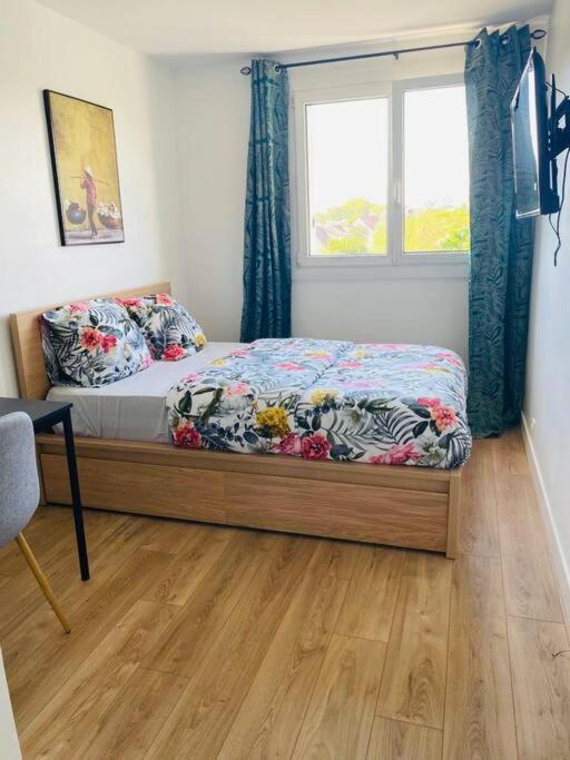 Magnifique Appartement De 4 Chambres 8 Personnes Max A 20 Minutes De Paris Antony Esterno foto